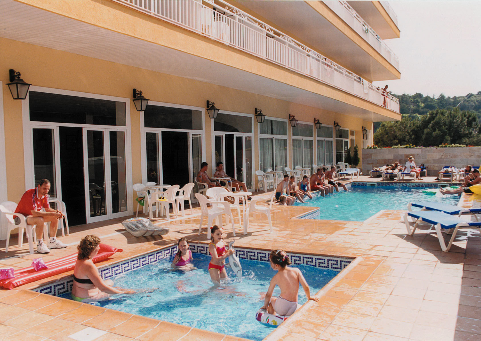 Checkin Catalonia Hotel Calella Exterior photo